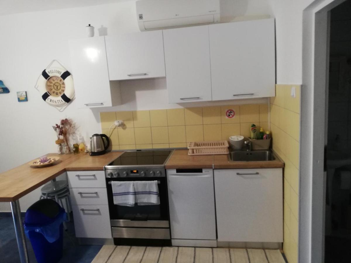 Apartment House Vir-To-All Екстериор снимка