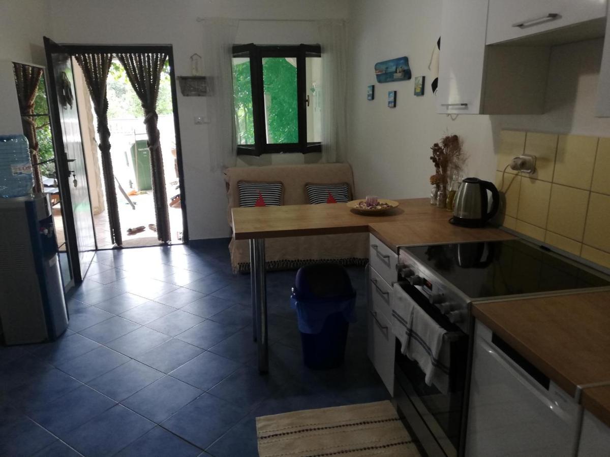 Apartment House Vir-To-All Екстериор снимка