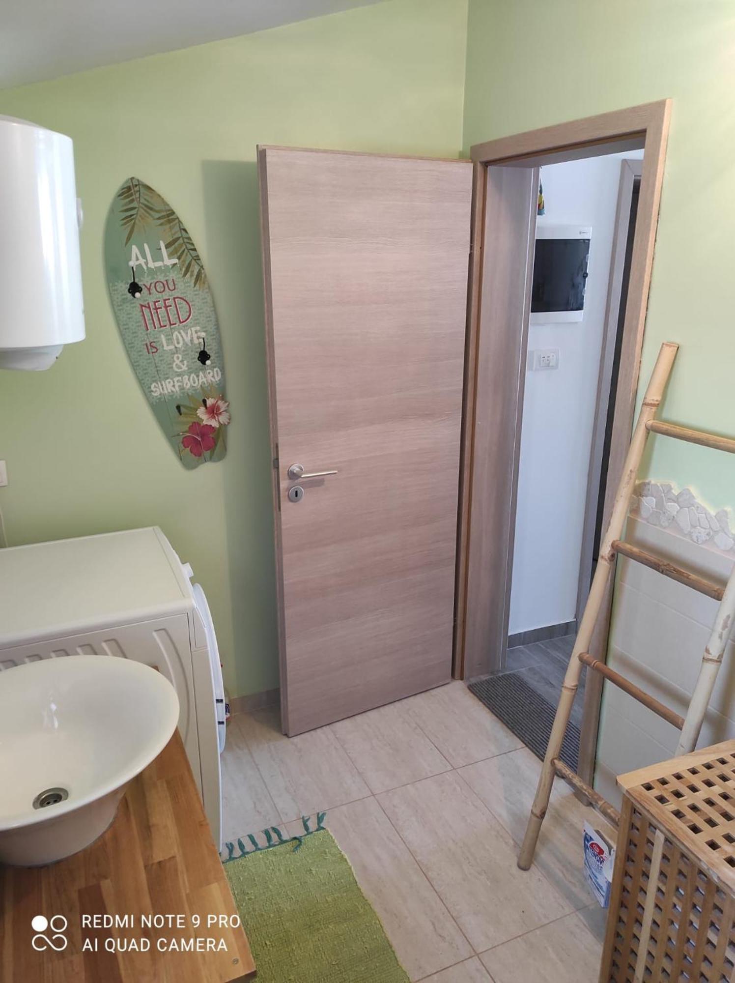 Apartment House Vir-To-All Екстериор снимка